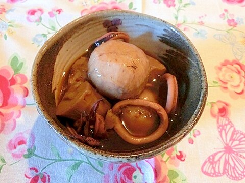 ストウブで里芋とイカの煮物♪